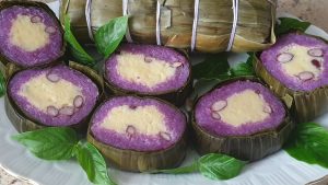 Bánh tét lá cẩm - bánh dân gian miền Tây nổi tiếng trong văn hóa ẩm thực miền sông nước