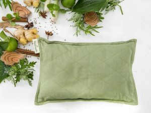 Dùng gối thảo dược là mẹo chữa mất ngủ dân gian mang lại hiệu quả bất ngờ