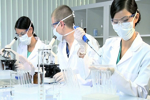 Ngành Xét nghiệm Y học điểm chuẩn bao nhiêu?