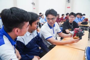 Có nhiều yếu tố quyết định cơ hội xin việc sau khi học Cao đẳng, từ ngành học, chuyên môn đến kỹ năng và kinh nghiệm thực tế